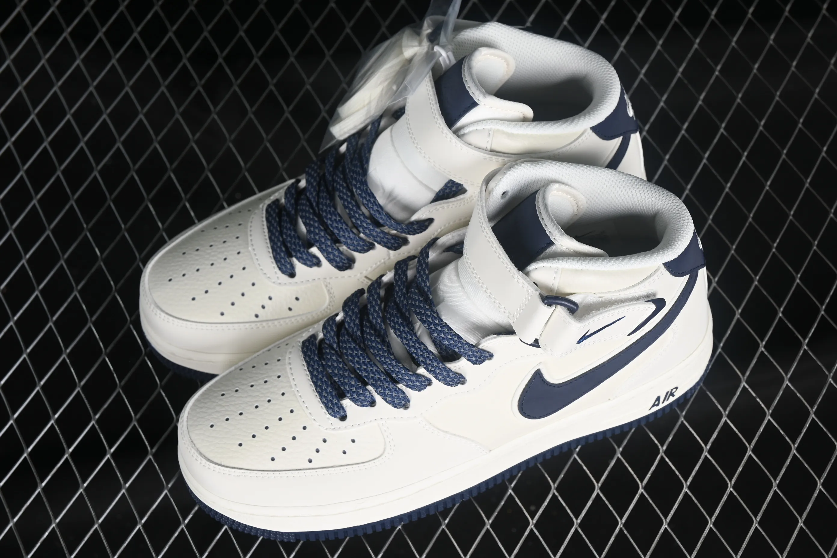 All Categories Nk Air Force 1 Air Force Series Nk Air Force 1 Mid Air Force Mid Nk Air Force 1'07 Mid Mi Dark Blue Starry Air Force One Mid Casual Shoes SH0235-566